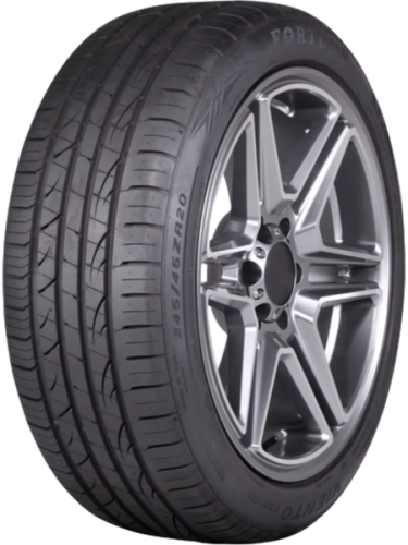 фото протектора и шины FSR702 Шина Fortune FSR702 215/45 R18 93Y